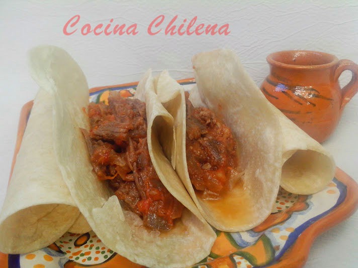 TACO DE CARNE DE  VACUNO ,,cocina mexicana