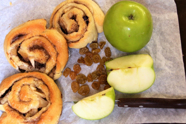 ROLLS DE PASAS Y MANZANAS